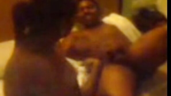 Nilahatra ny sluts ary samy manao doggystyle